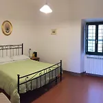 La Casatorre Di Ponticello بيت للعطل