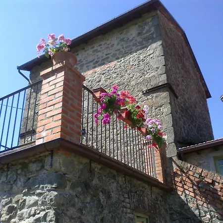 La Casatorre Di Ponticello Ferienhaus