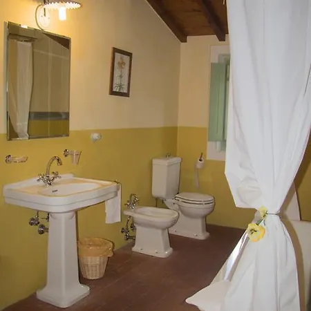 Ferienhaus La Casatorre Di Ponticello